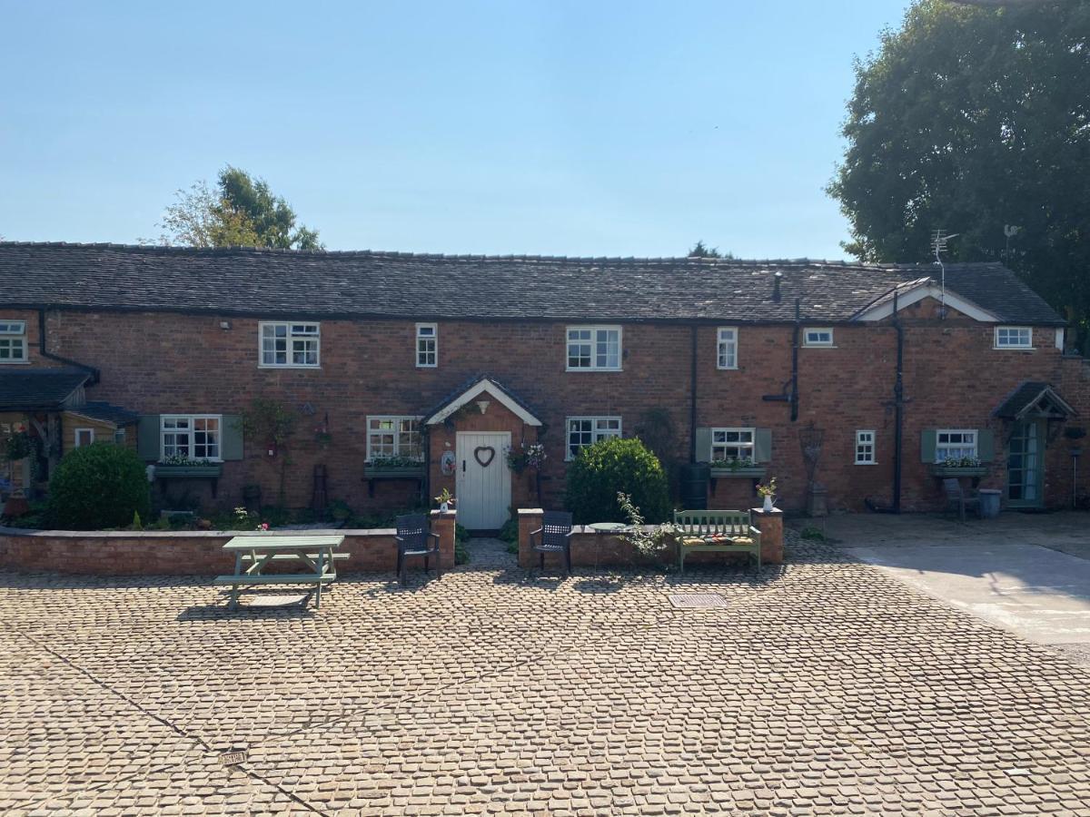 Bank Farm Cottages ナントウィッチ エクステリア 写真